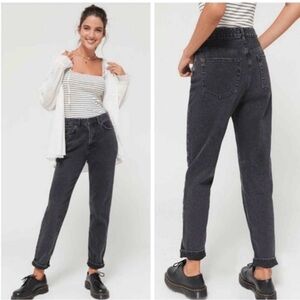 Urban outfitters BDG high waisted dark wash mom jeans size 27 recycle cotton